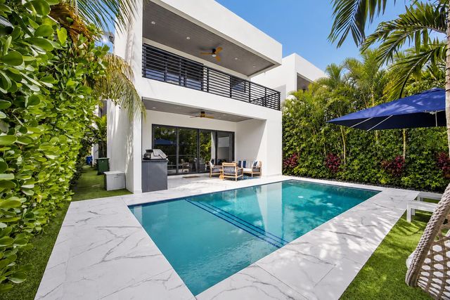 1616 NE 5TH Court A, Fort Lauderdale, FL 33301