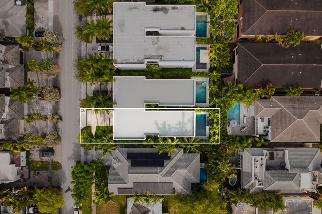 1616 NE 5TH Court A, Fort Lauderdale, FL 33301