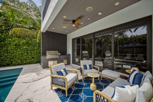 1616 NE 5TH Court A, Fort Lauderdale, FL 33301