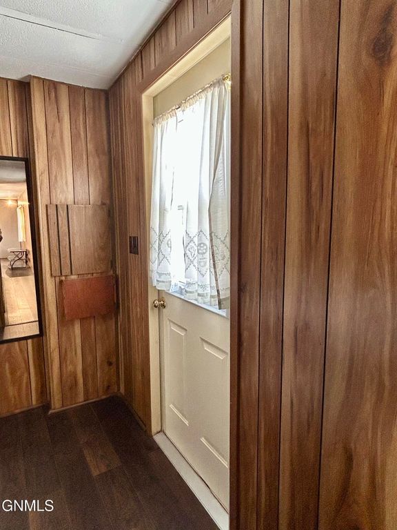 530 Becker Street, Turtle Lake, ND 58575 photo 25