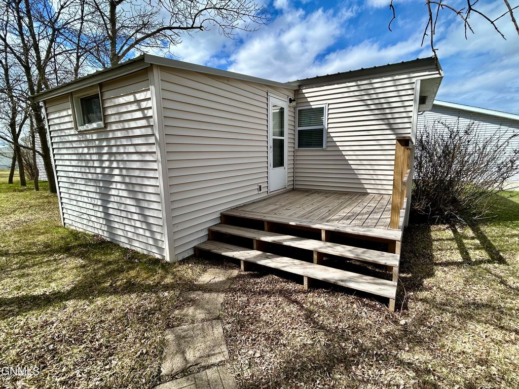 530 Becker Street, Turtle Lake, ND 58575 photo 46