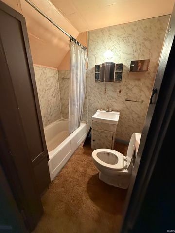 2013 N 2nd Street, Vincennes, IN 47591