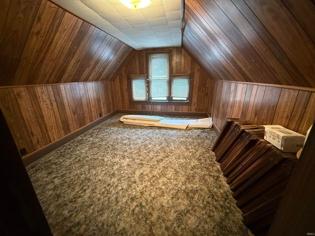 2013 N 2nd Street, Vincennes, IN 47591