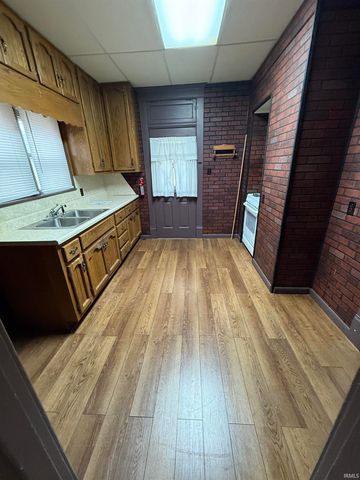 2013 N 2nd Street, Vincennes, IN 47591