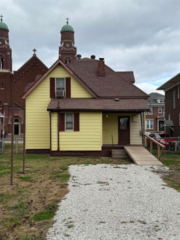 2013 N 2nd Street, Vincennes, IN 47591
