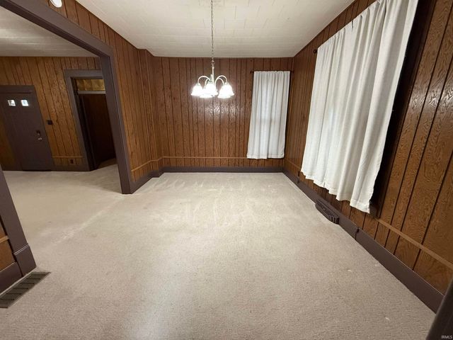 2013 N 2nd Street, Vincennes, IN 47591