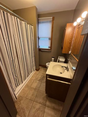 2013 N 2nd Street, Vincennes, IN 47591