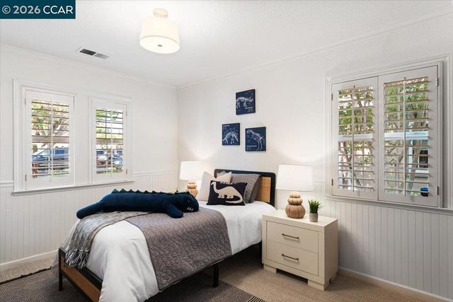 4175 Pickwick Dr, Concord, CA 94521