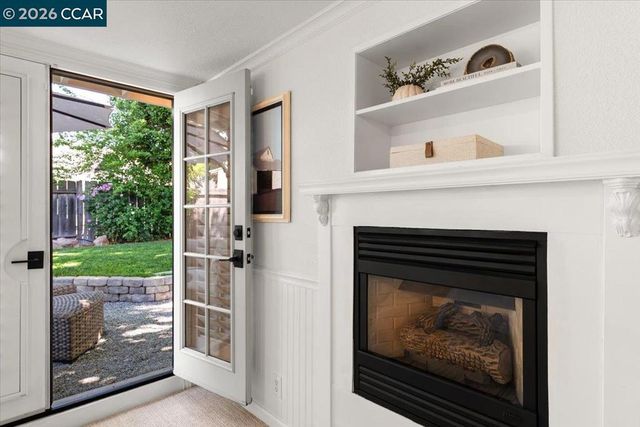 4175 Pickwick Dr, Concord, CA 94521