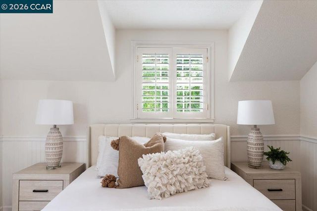 4175 Pickwick Dr, Concord, CA 94521