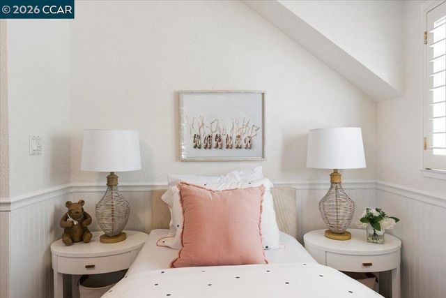 4175 Pickwick Dr, Concord, CA 94521