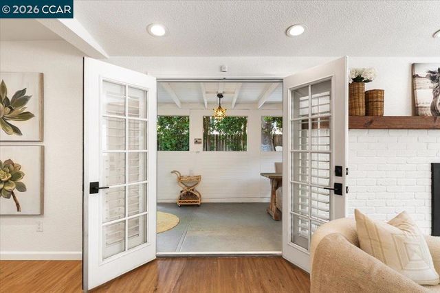 4175 Pickwick Dr, Concord, CA 94521