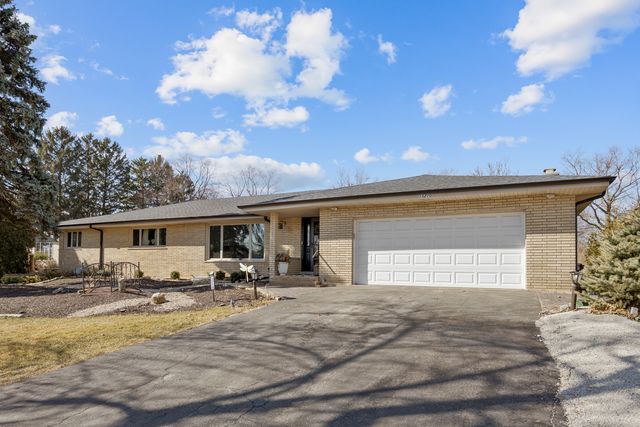 13210 S 85th Avenue, Palos Park, IL 60464