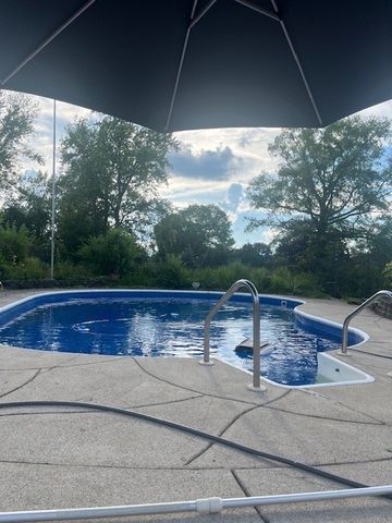 13210 S 85th Avenue, Palos Park, IL 60464