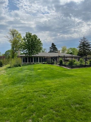 13210 S 85th Avenue, Palos Park, IL 60464