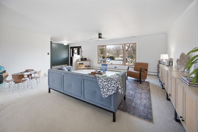 13210 S 85th Avenue, Palos Park, IL 60464