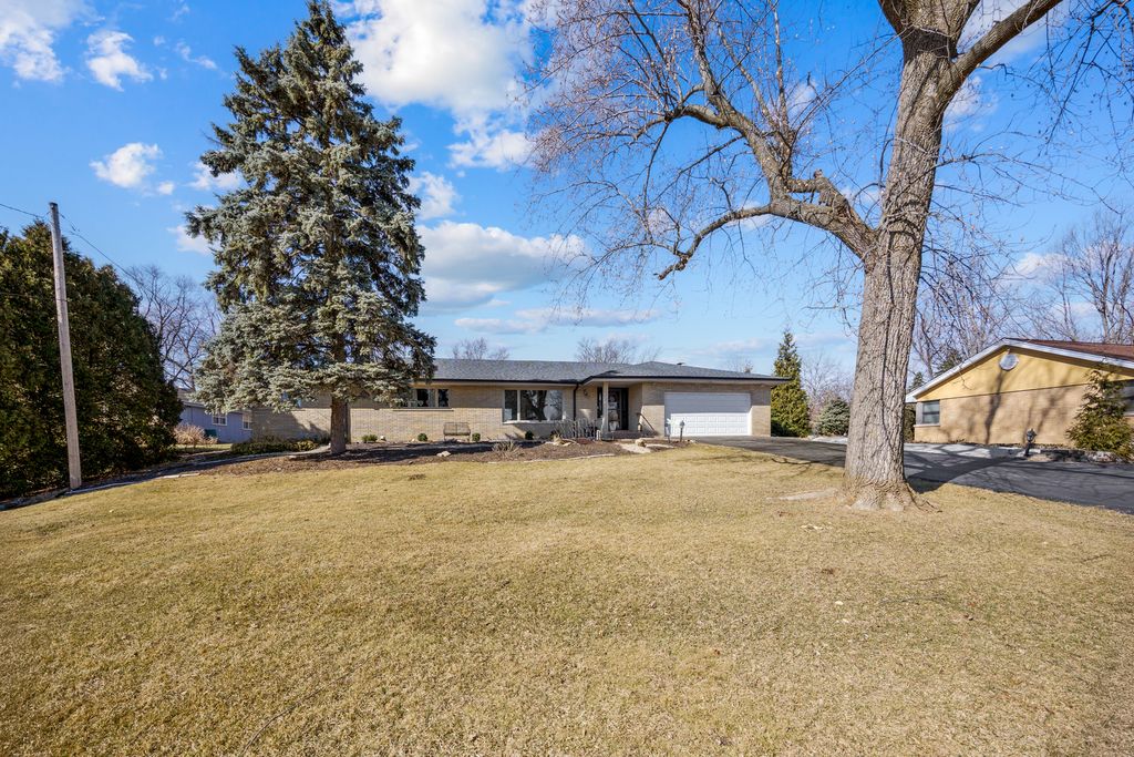 13210 S 85th Avenue, Palos Park, IL 60464