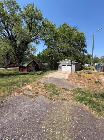 2052 Moravian Falls Road, Moravian Falls, NC 28654