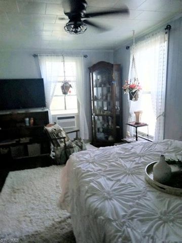 2052 Moravian Falls Road, Moravian Falls, NC 28654