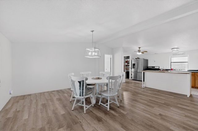 12 San Diego Loop, Los Lunas, NM 87031