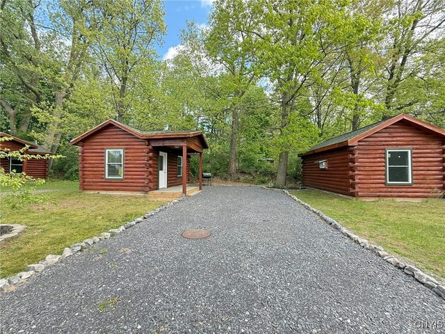 984 Waterloo Geneva Road, Waterloo, NY 13165
