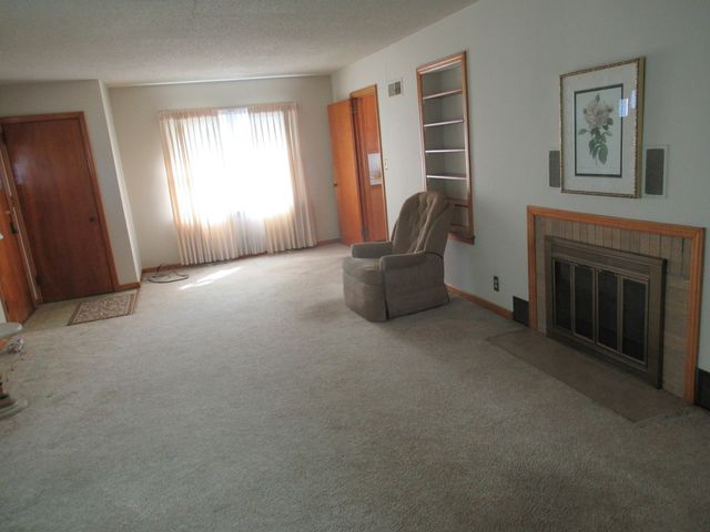 3004 E Laraway Road, Joliet, IL 60433