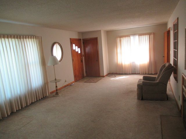 3004 E Laraway Road, Joliet, IL 60433