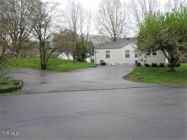 102 Woodland Drive, Johnson City, TN 37601