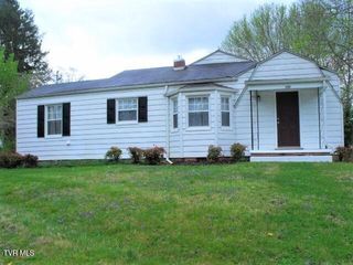 102 Woodland Drive, Johnson City, TN 37601