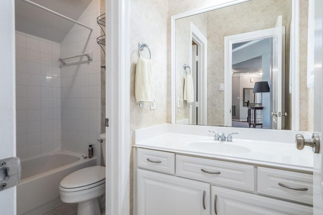 20303 Stone Lake Circle, Tomball, TX 77377