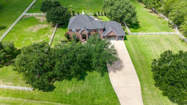 20303 Stone Lake Circle, Tomball, TX 77377