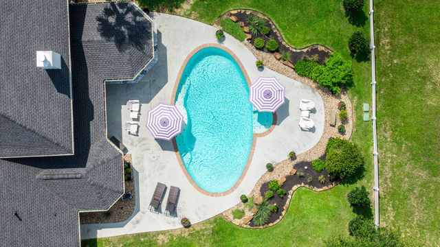 20303 Stone Lake Circle, Tomball, TX 77377