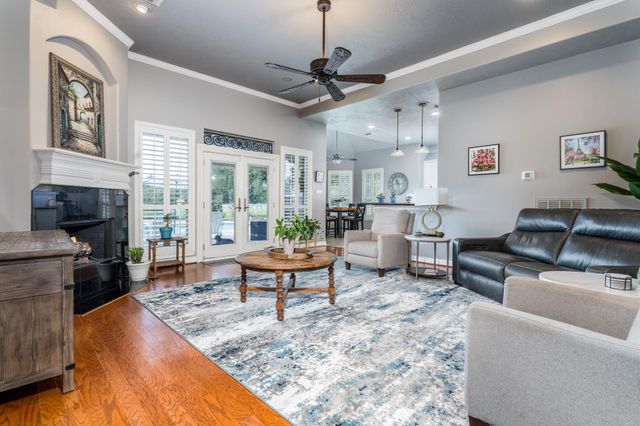 20303 Stone Lake Circle, Tomball, TX 77377