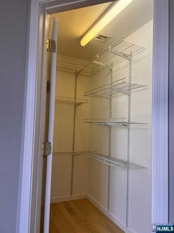 4 Mahan Street, Tenafly, NJ 07670