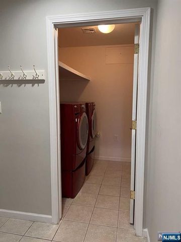 4 Mahan Street, Tenafly, NJ 07670