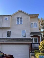 4 Mahan Street, Tenafly, NJ 07670