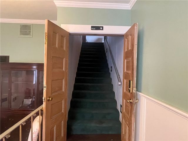 701 Thompson, Donora, PA 15033