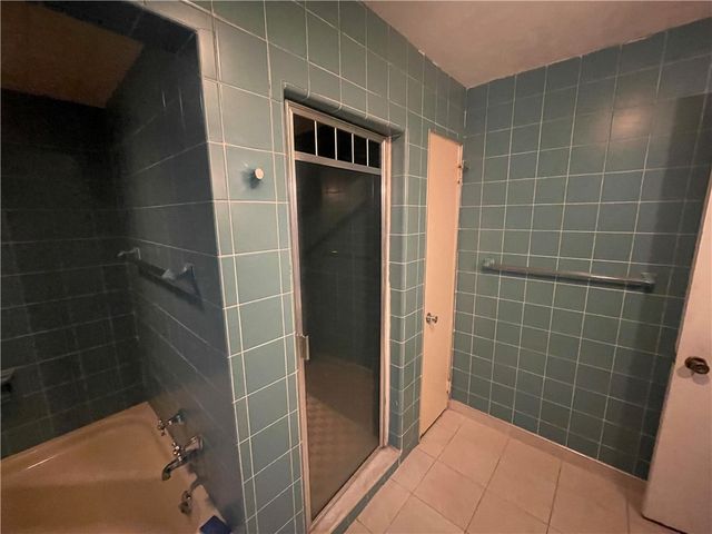 701 Thompson, Donora, PA 15033