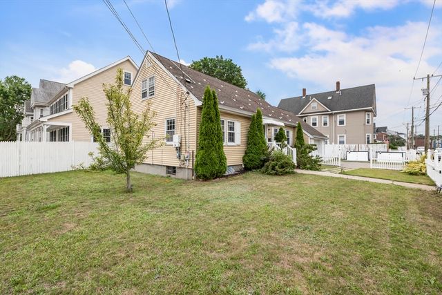 1800 River Street, Boston, MA 02136