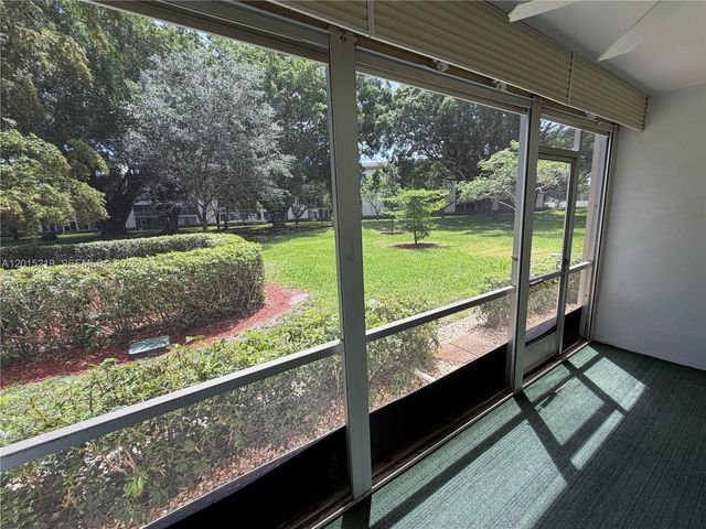 2404 Antigua Cir H1, Coconut Creek, FL 33066