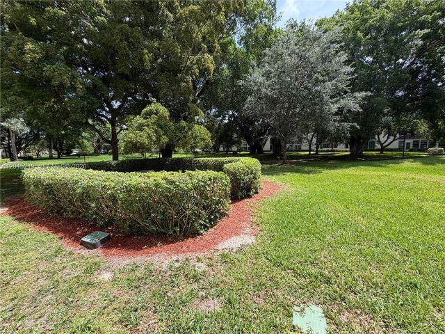 2404 Antigua Cir H1, Coconut Creek, FL 33066