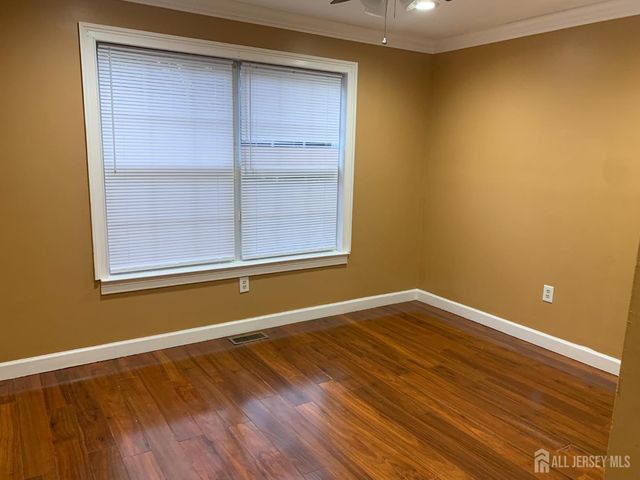 14 Colson Court, Piscataway, NJ 08854