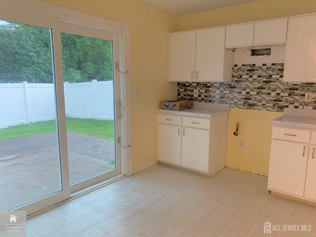 14 Colson Court, Piscataway, NJ 08854
