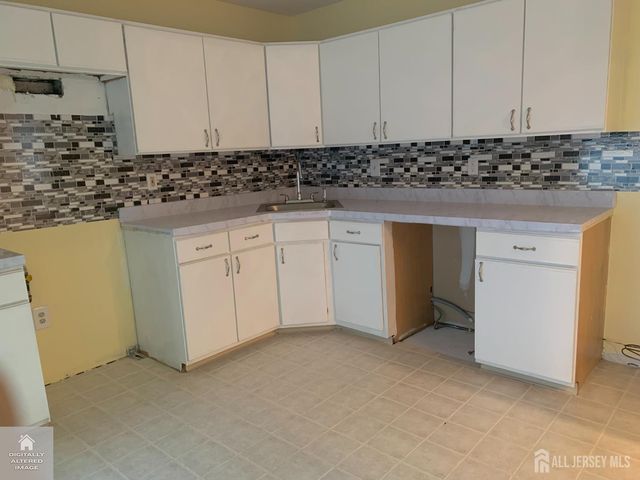 14 Colson Court, Piscataway, NJ 08854
