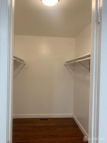 14 Colson Court, Piscataway, NJ 08854