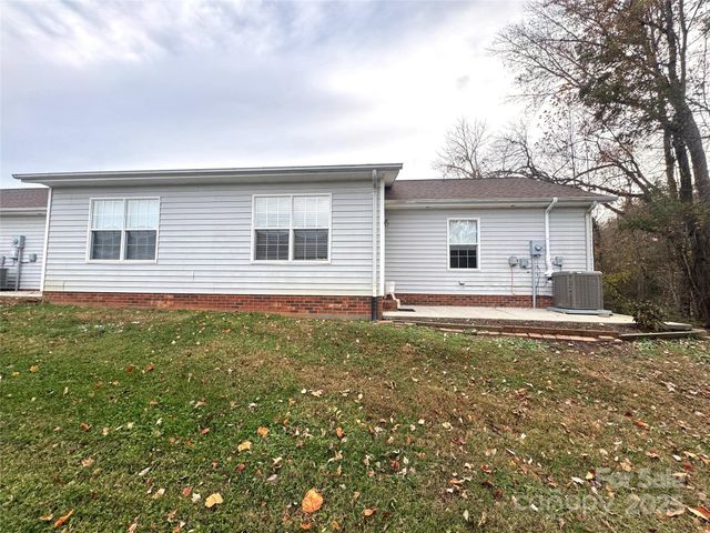 117 24th Street NW, Hickory, NC 28601