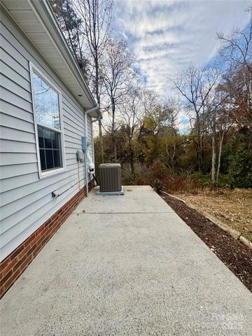 117 24th Street NW, Hickory, NC 28601