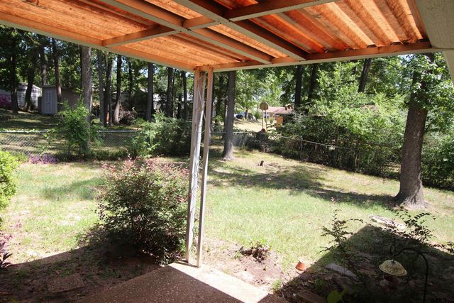 1536 Crockett Dr, Tyler, TX 75701