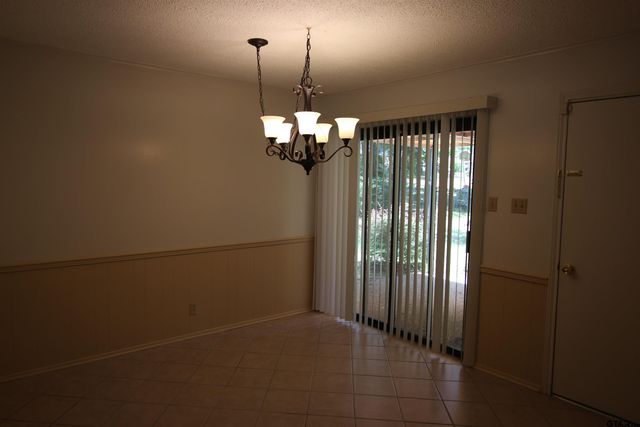 1536 Crockett Dr, Tyler, TX 75701