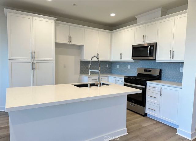 4283 S Hollyhock Paseo, Ontario, CA 91761